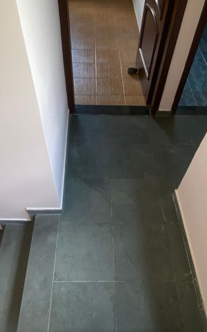 Casa à venda com 300m², 4 quartos e 5 vagas Casa à venda com 300m², 4 quartos e 5 vagasCorredor - Acesso