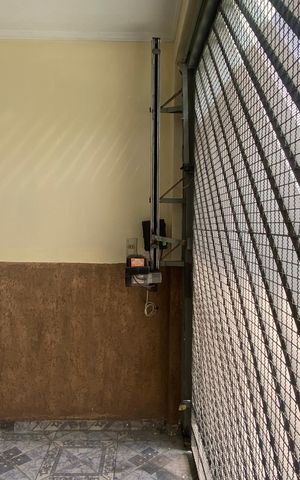 Casa à venda com 300m², 4 quartos e 5 vagas Casa à venda com 300m², 4 quartos e 5 vagasGaragem