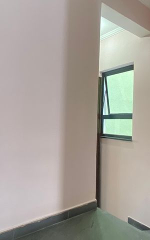Casa à venda com 300m², 4 quartos e 5 vagas Casa à venda com 300m², 4 quartos e 5 vagasCorredor - Acesso