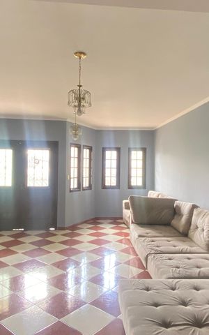 Casa à venda com 300m², 4 quartos e 5 vagas Casa à venda com 300m², 4 quartos e 5 vagasSala de Estar - Sala de Jantar