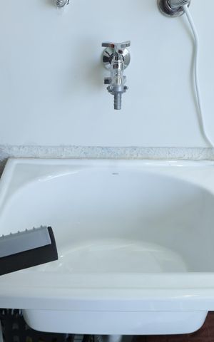 Apartamento para alugar com 47m², 3 quartos e 1 vagaÁrea de Serviço e Varanda