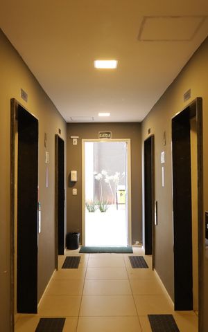 Apartamento para alugar com 47m², 3 quartos e 1 vagaÁrea comum - Saguão do prédio