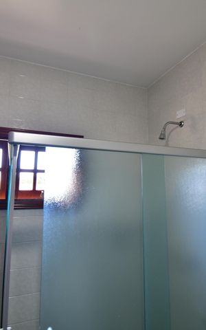 Casa de condomínio à venda com 809m², 4 quartos e 6 vagasBanheiro