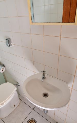 Casa de condomínio à venda com 809m², 4 quartos e 6 vagasBanheiro