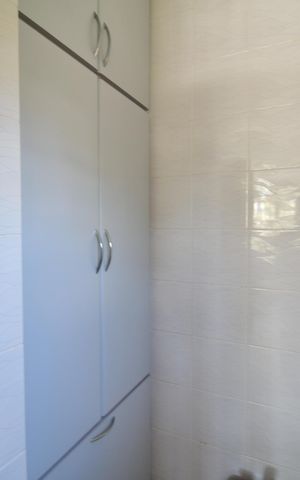 Casa de condomínio à venda com 809m², 4 quartos e 6 vagasBanheiro