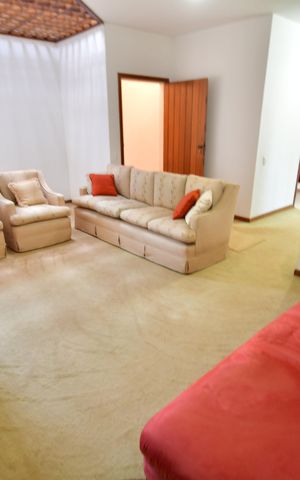 Casa de condomínio à venda com 809m², 4 quartos e 6 vagasSala