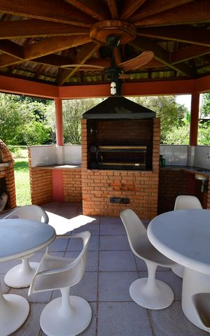 Casa de condomínio à venda com 809m², 4 quartos e 6 vagasChurrasqueira
