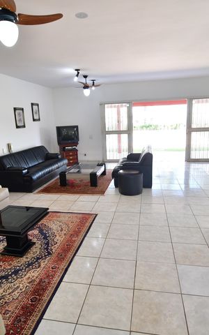 Casa de condomínio à venda com 809m², 4 quartos e 6 vagasSala