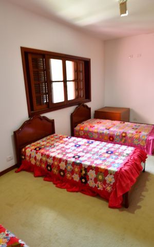 Casa de condomínio à venda com 809m², 4 quartos e 6 vagasQuarto 4 - Suíte
