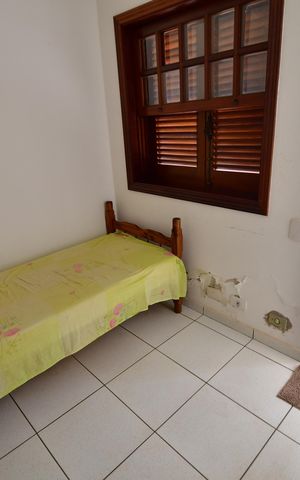 Casa de condomínio à venda com 809m², 4 quartos e 6 vagasQuarto de Serviço