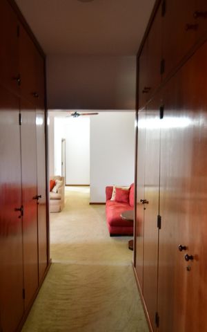 Casa de condomínio à venda com 809m², 4 quartos e 6 vagasSala