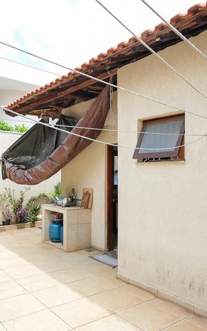 Casa para alugar com 312m², 3 quartos e 4 vagasQuintal