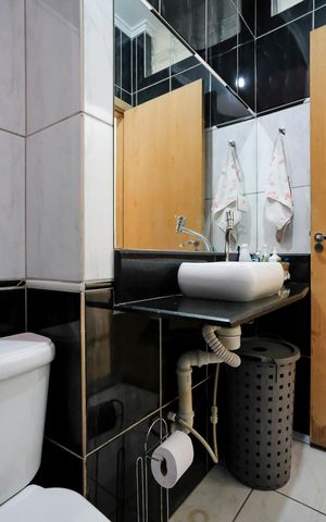 Casa para alugar com 312m², 3 quartos e 4 vagasBanheiro