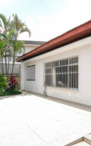 Casa para alugar com 312m², 3 quartos e 4 vagasGaragem