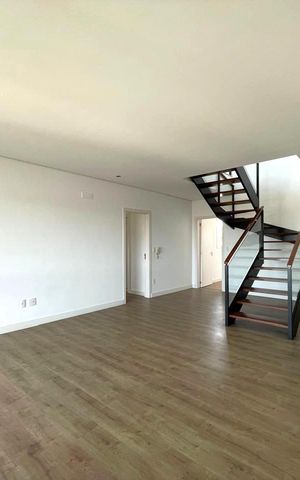 Apartamento à venda com 248m², 3 quartos e 3 vagas