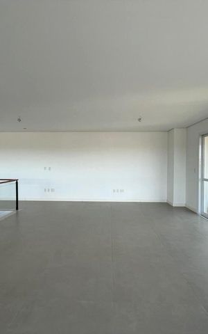 Apartamento à venda com 248m², 3 quartos e 3 vagas