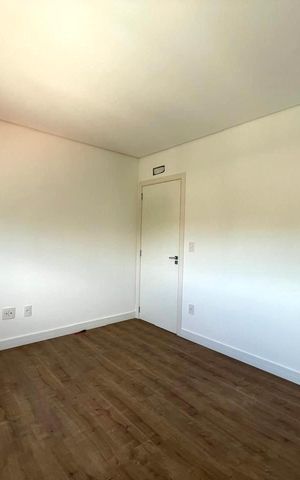 Apartamento à venda com 248m², 3 quartos e 3 vagas