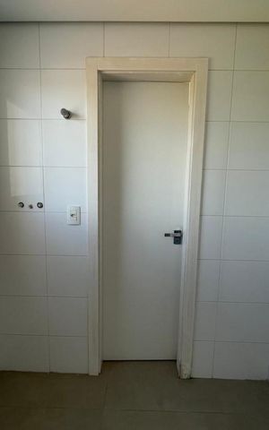 Apartamento à venda com 248m², 3 quartos e 3 vagas