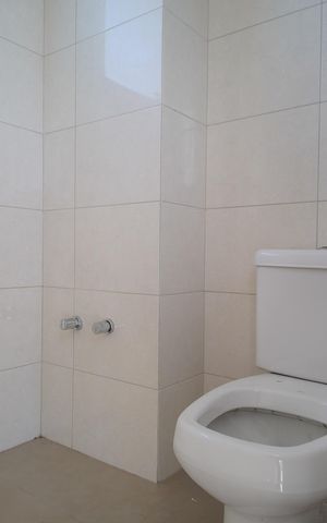 Apartamento à venda com 250m², 3 quartos e 3 vagasBanheiro 1
