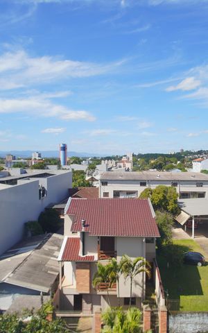 Apartamento à venda com 250m², 3 quartos e 3 vagasVista da suite