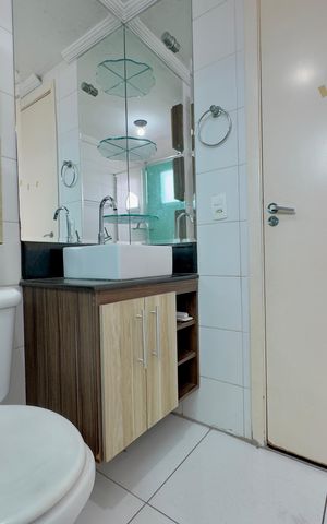 Apartamento à venda com 82m², 2 quartos e 1 vaga Apartamento à venda com 82m², 2 quartos e 1 vagaBanheiro