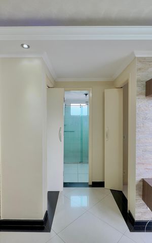 Apartamento à venda com 82m², 2 quartos e 1 vaga Apartamento à venda com 82m², 2 quartos e 1 vagaSala