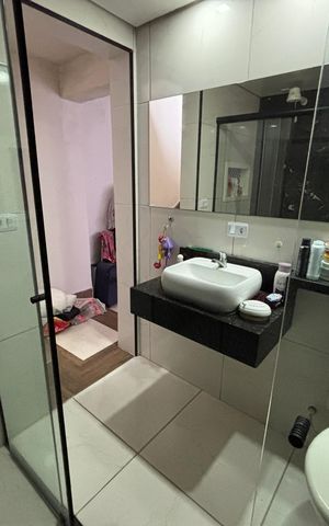 Casa à venda com 140m², 3 quartos e 2 vagas Casa à venda com 140m², 3 quartos e 2 vagasBanheiro suite