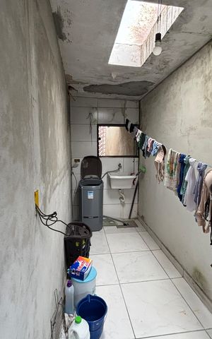Casa à venda com 140m², 3 quartos e 2 vagas Casa à venda com 140m², 3 quartos e 2 vagasÁrea de serviço