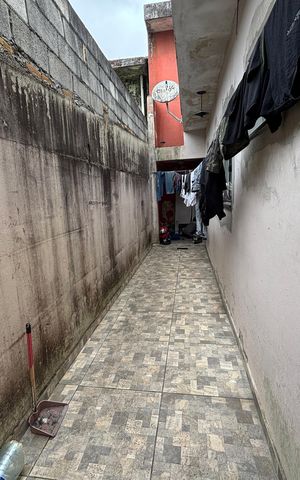Casa à venda com 140m², 3 quartos e 2 vagas Casa à venda com 140m², 3 quartos e 2 vagasQuintal