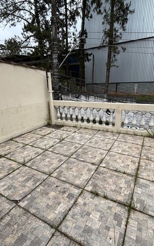 Casa à venda com 140m², 3 quartos e 2 vagas Casa à venda com 140m², 3 quartos e 2 vagasVaranda Sala