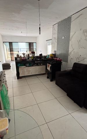 Casa à venda com 140m², 3 quartos e 2 vagas Casa à venda com 140m², 3 quartos e 2 vagasCozinha