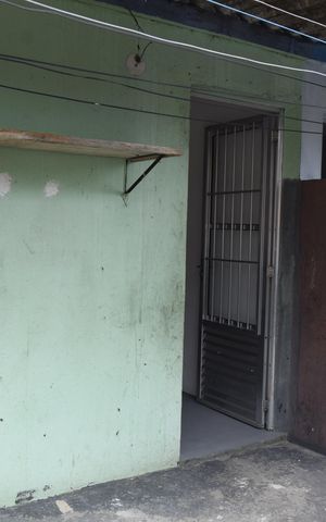 Casa para alugar com 60m², 1 quarto e sem vagaÁrea externa