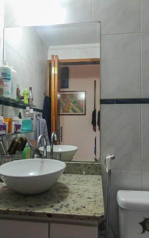 Apartamento à venda com 49m², 2 quartos e 1 vaga Apartamento à venda com 49m², 2 quartos e 1 vagaBanheiro