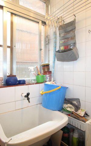 Apartamento à venda com 42m², 1 quarto e sem vagaÁrea de Serviço