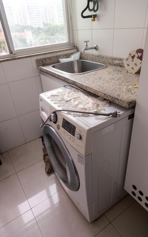 Apartamento para alugar com 85m², 2 quartos e 2 vagasÁrea de serviço