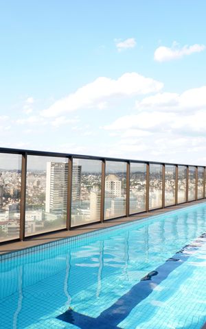 Studio para alugar com 41m², 1 quarto e 1 vaga Studio para alugar com 41m², 1 quarto e 1 vagaÁrea comum - Piscina