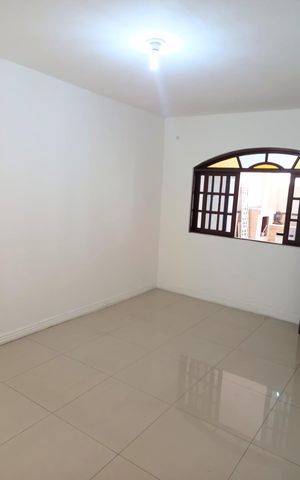Casa para alugar com 118m², 2 quartos e 1 vaga Casa para alugar com 118m², 2 quartos e 1 vagaSala