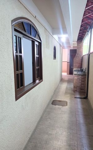 Casa para alugar com 118m², 2 quartos e 1 vaga Casa para alugar com 118m², 2 quartos e 1 vagaCorredor lateral