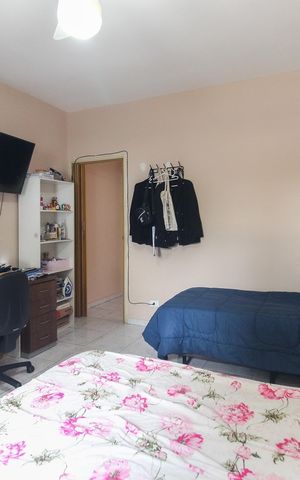 Casa à venda com 142m², 3 quartos e sem vaga Casa à venda com 142m², 3 quartos e sem vagaQuarto 2