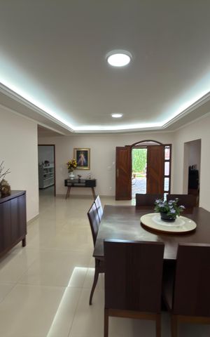 Casa à venda com 1000m², 5 quartos e 10 vagasSala