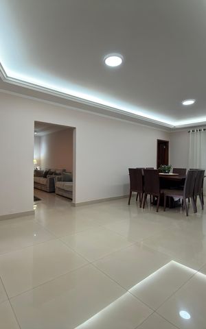 Casa à venda com 1000m², 5 quartos e 10 vagasSala