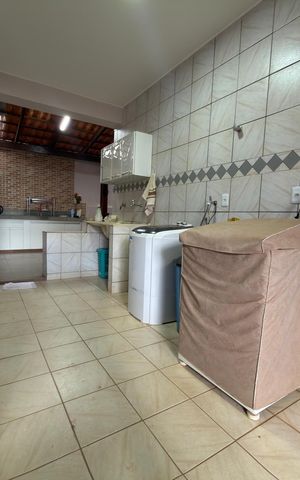 Casa à venda com 1000m², 5 quartos e 10 vagasÁrea de serviço