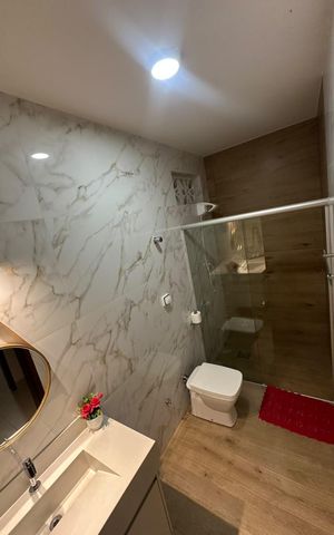 Casa à venda com 1000m², 5 quartos e 10 vagasBanheiro Social