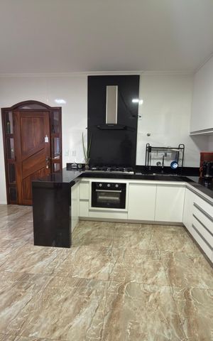Casa à venda com 1000m², 5 quartos e 10 vagasCozinha