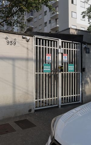 Apartamento para alugar com 57m², 2 quartos e sem vagaPlaca GRANDE instalada na fachada do condomínio, dia 19/10/2026 - Código da placa: EWTB-3367