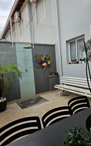 Casa de condomínio à venda com 85m², 3 quartos e 2 vagas