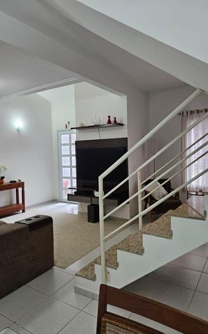 Casa de condomínio à venda com 85m², 3 quartos e 2 vagas