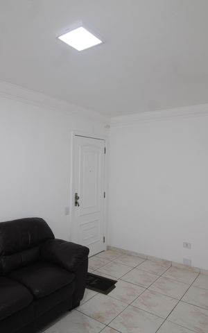 Apartamento para alugar com 75m², 2 quartos e 1 vagaSala