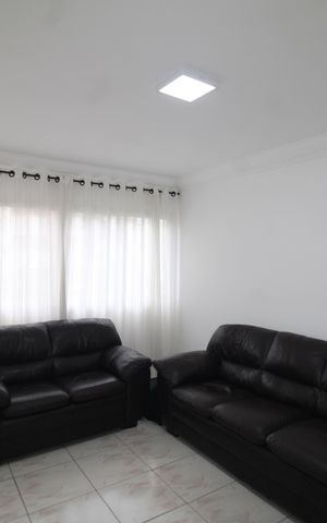 Apartamento para alugar com 75m², 2 quartos e 1 vagaSala