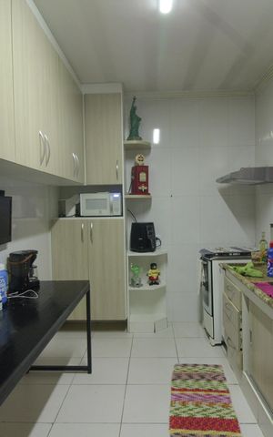 Casa para alugar com 120m², 2 quartos e 2 vagasCozinha